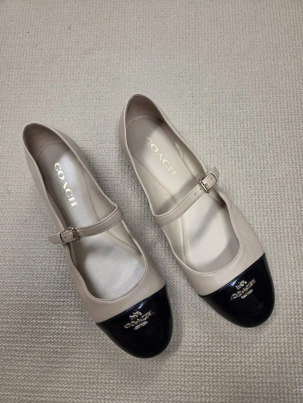 Coach Beige Leather & Black Patent Cap Toe Aubree Mary Jane Flats Size 7.5
